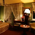 Atrium Hotel 3*