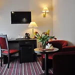 Atrium Hotel