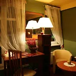 Atrium Hotel 3*