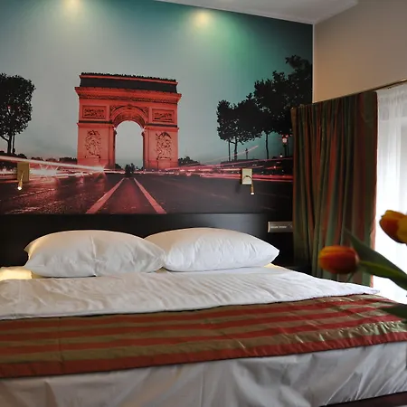 Hotel Atrium 3*