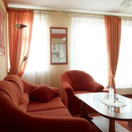 Atrium Hotel