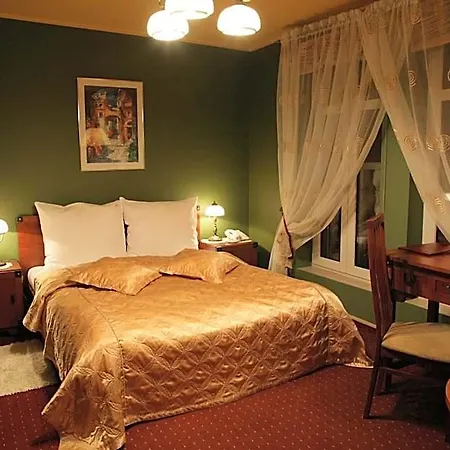 Hotel Atrium 3*